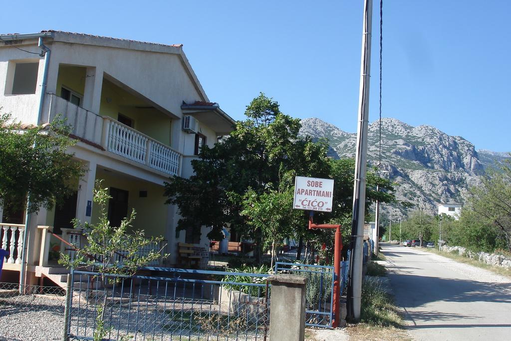 Apartments Cico Starigrad Paklenica Extérieur photo