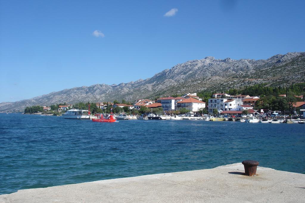 Apartments Cico Starigrad Paklenica Extérieur photo