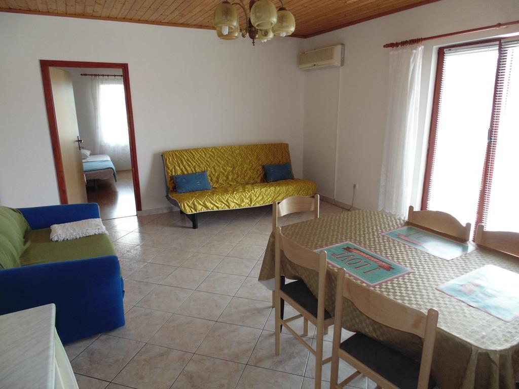 Apartments Cico Starigrad Paklenica Extérieur photo