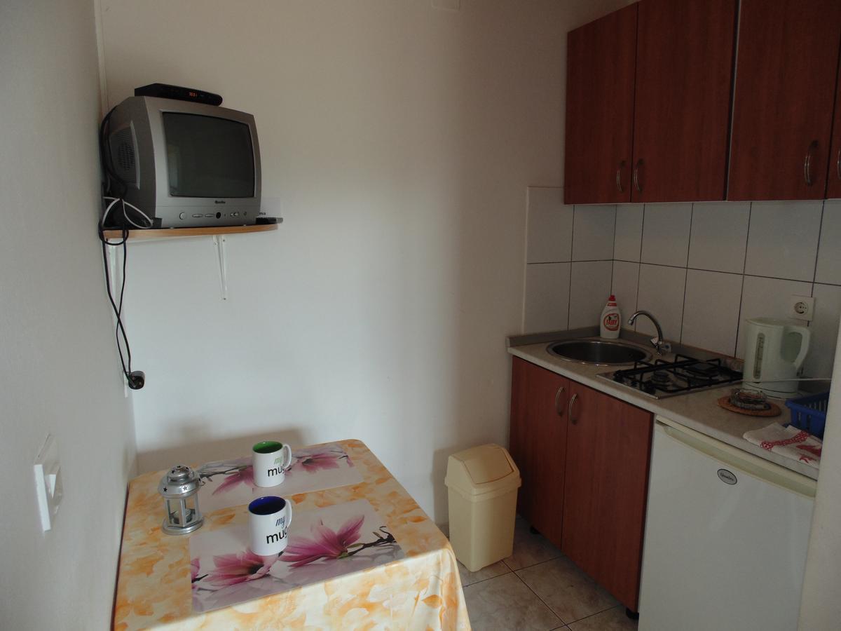 Apartments Cico Starigrad Paklenica Extérieur photo